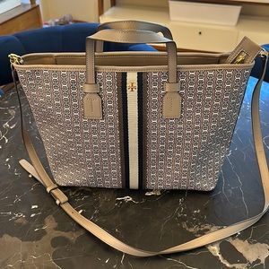 Tory Burch Gemini Link Canvas Small Tote - Gray
